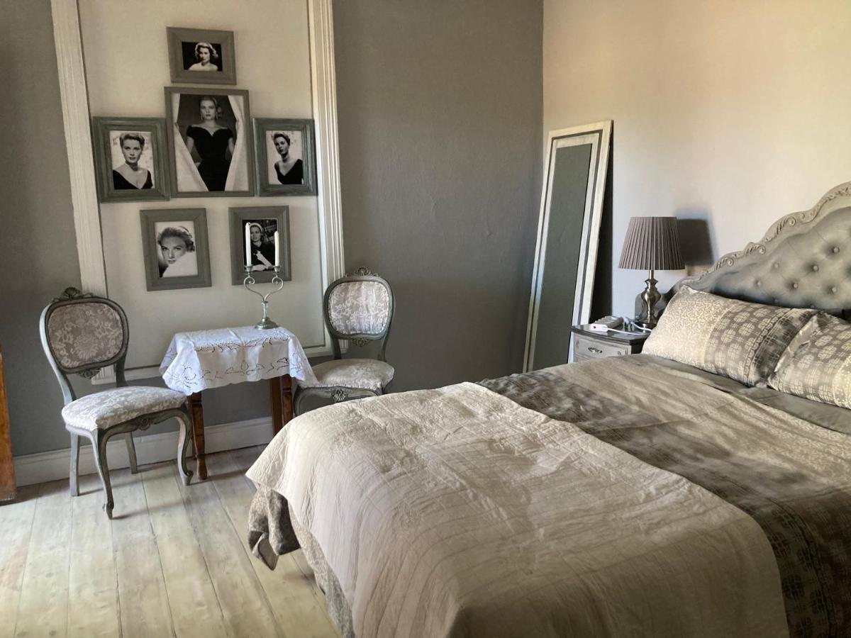 Villa Contessa Beaufort West Bagian luar foto